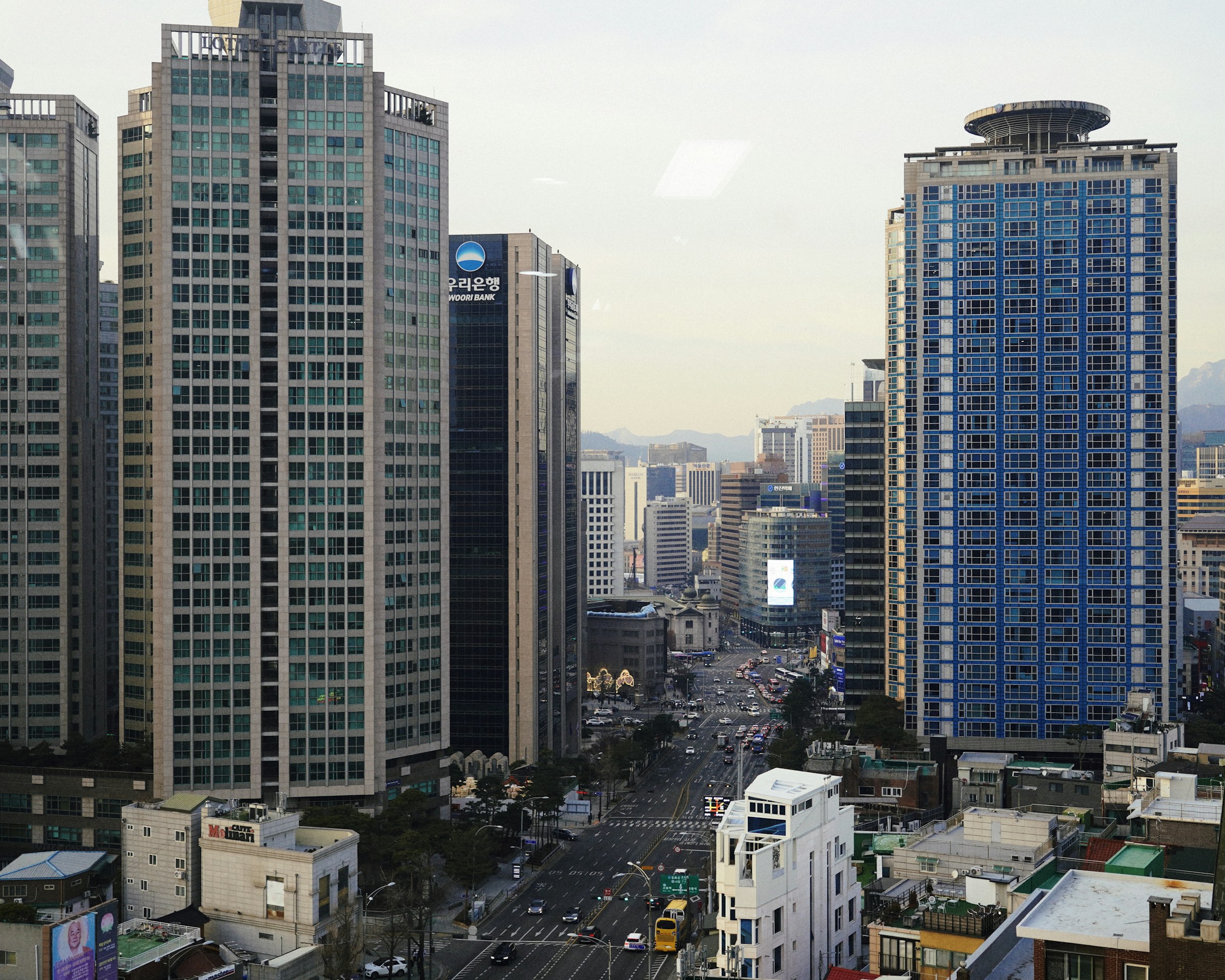 Seoul cityscape from Namsan Tower