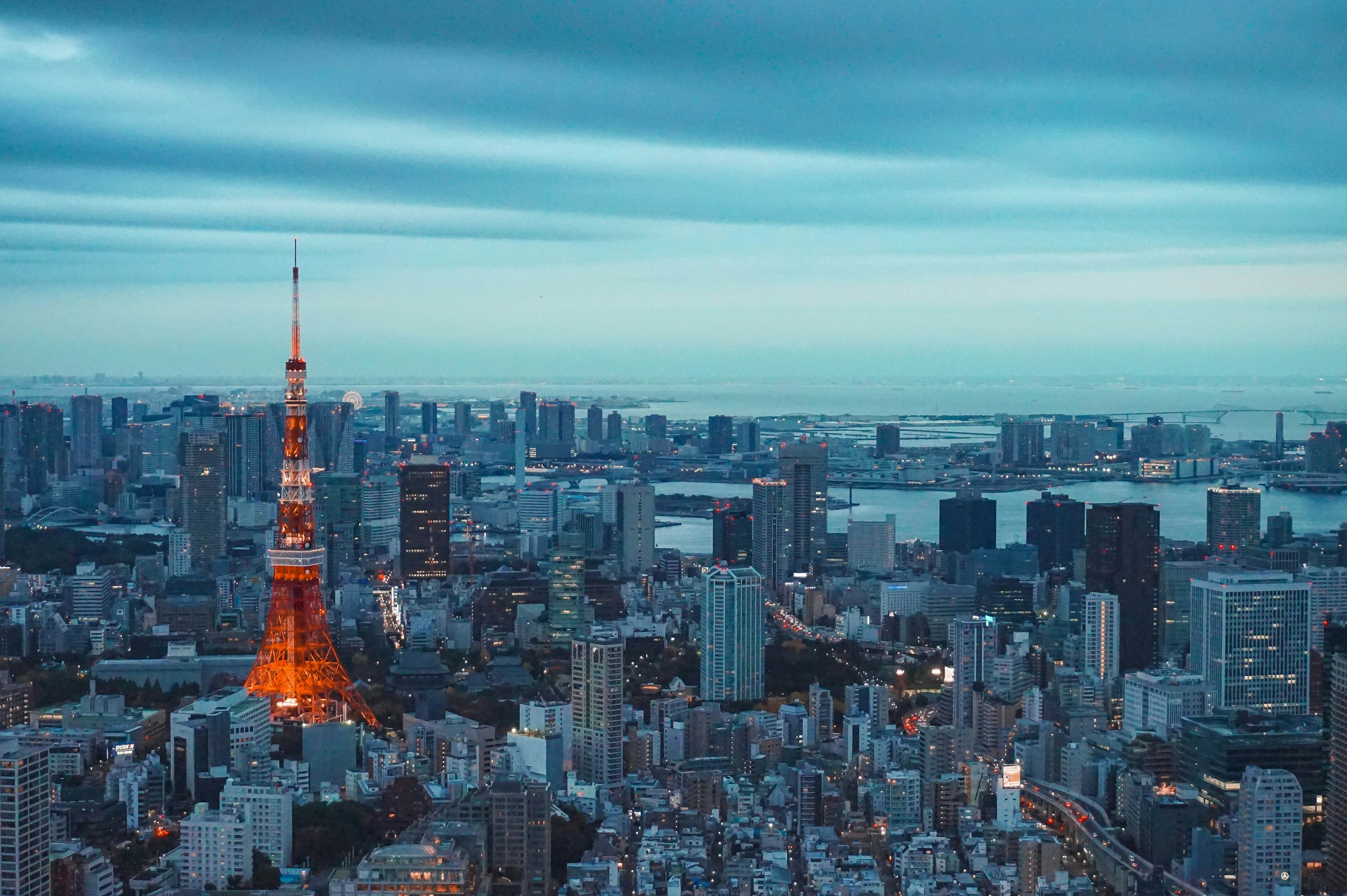 Tokyo street scene: tradition and the contemporary city in the same frame